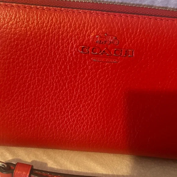 Coach Vibrant Red Leather Wristlet - Picture 2 of 9